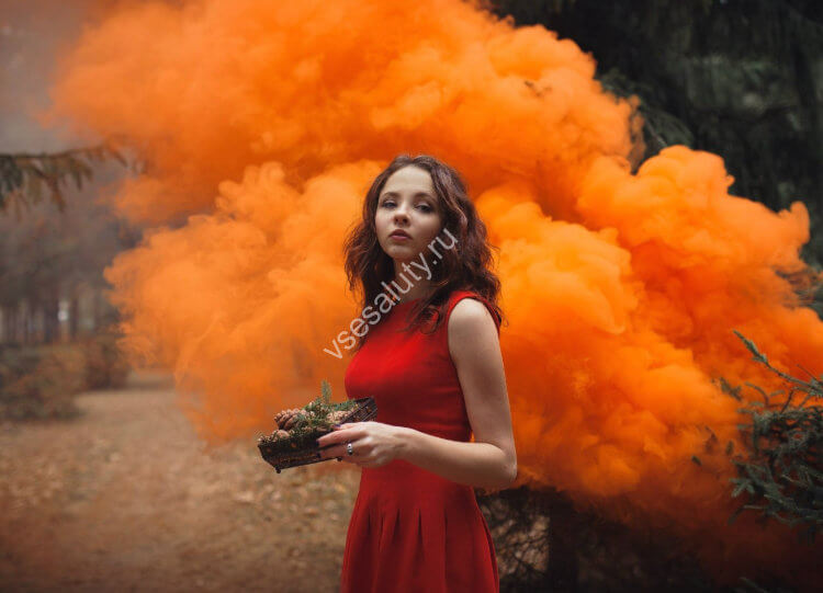 Цветной дым для фотосессии, 1 минута (оранжевый)